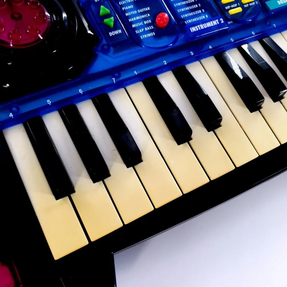 Vintage Kawasaki 37-Key Electronic Musical Keyboard Pink Blue Tested Works